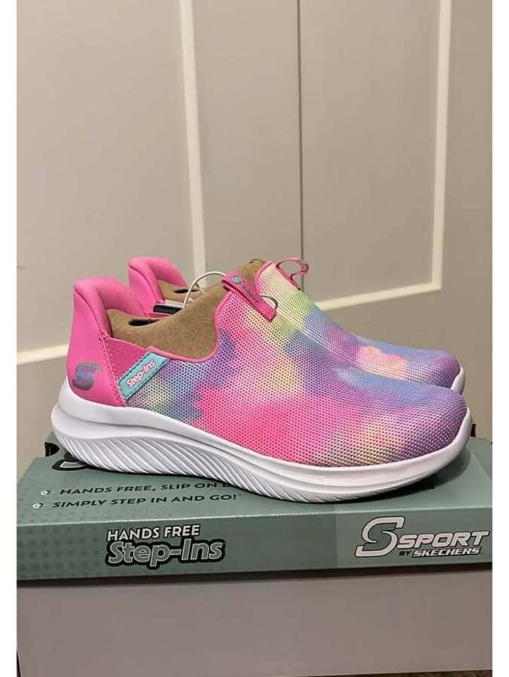 S Sport by Skechers Girls' Baily Step-Ins slip-on sneakers size 3